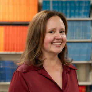 Lindsay Palmer headshot