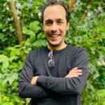 Carlos Dávalos headshot