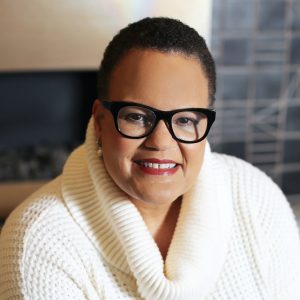 Lauren Tucker headshot