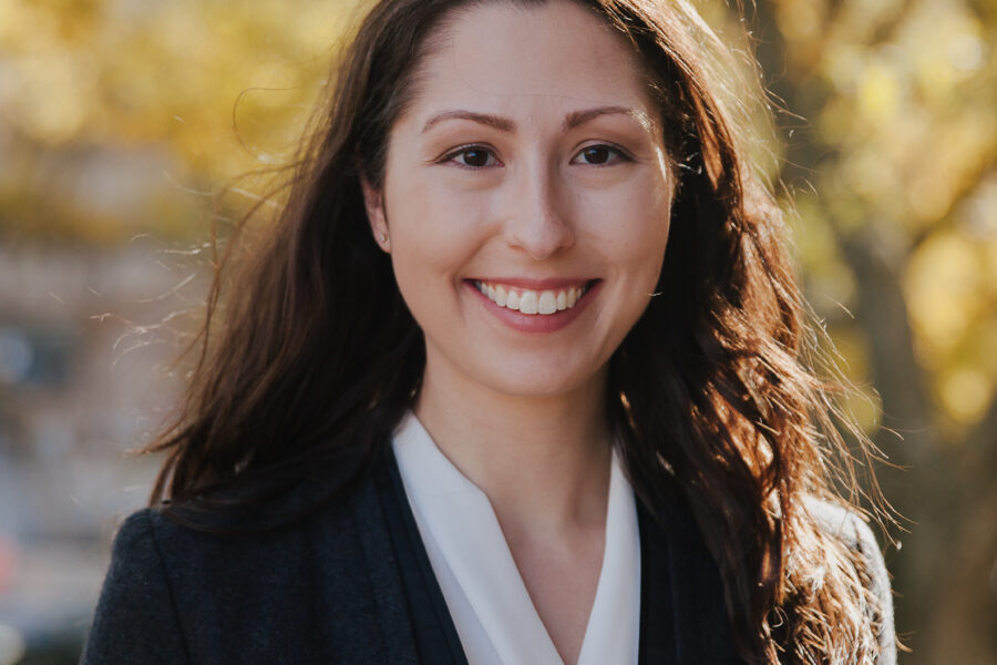 Lindsey Bliefernicht headshot