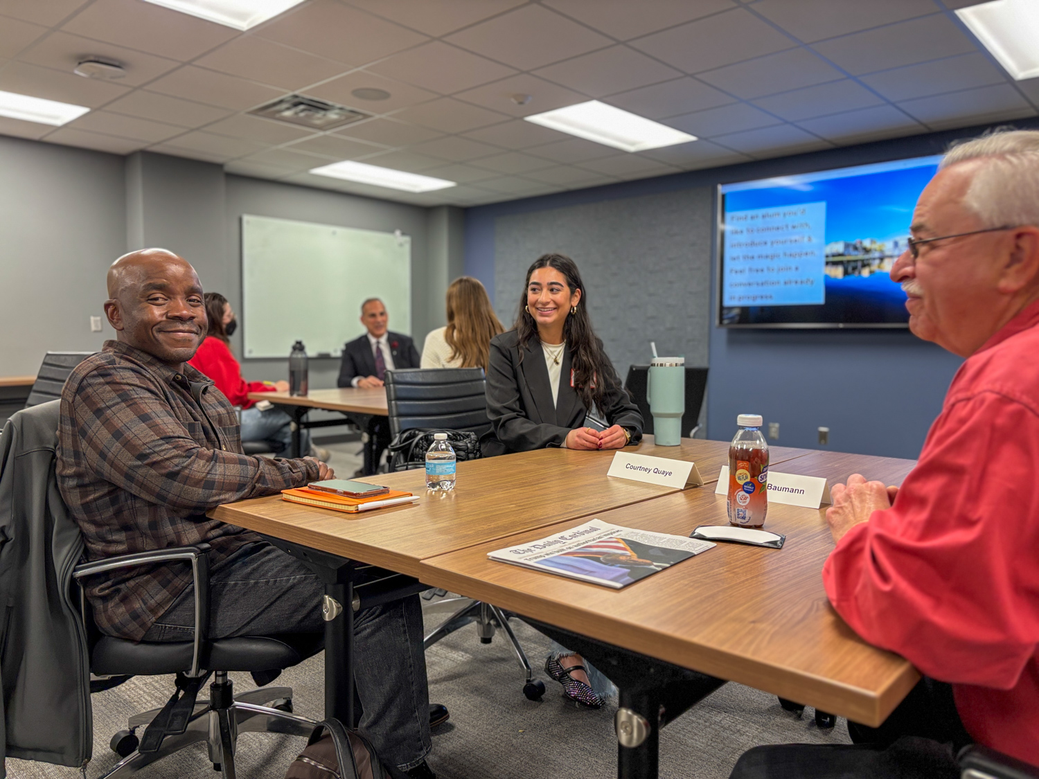 BOV member Courtney Quaye meets with a student at the BOV Roundtable.