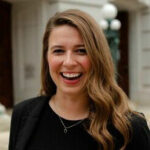 Caroline Sullivan headshot